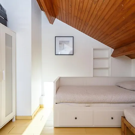 Apartment F3 23 Ab 2Eme Batb 2Eme G *